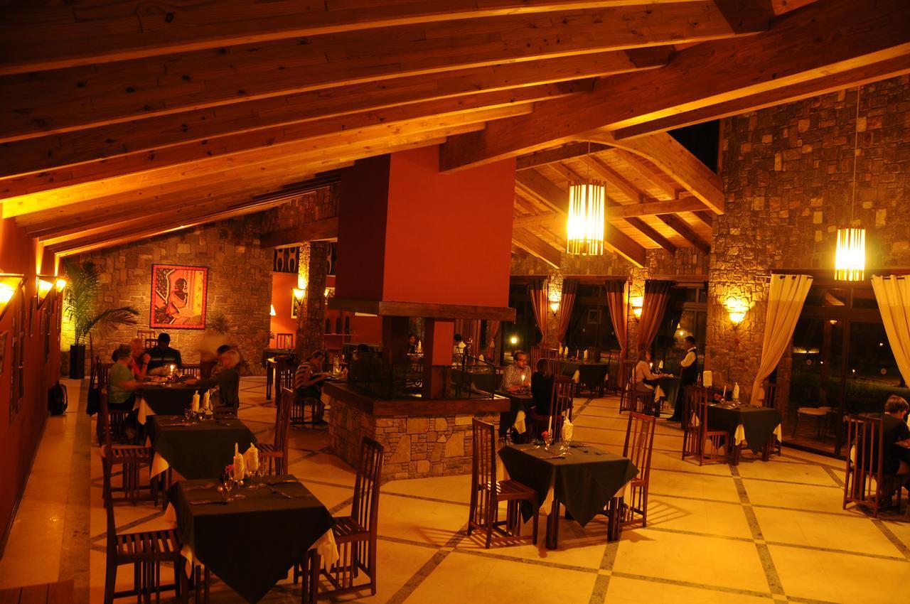 ホテル Le Jardin Du Roy Ranohira エクステリア 写真